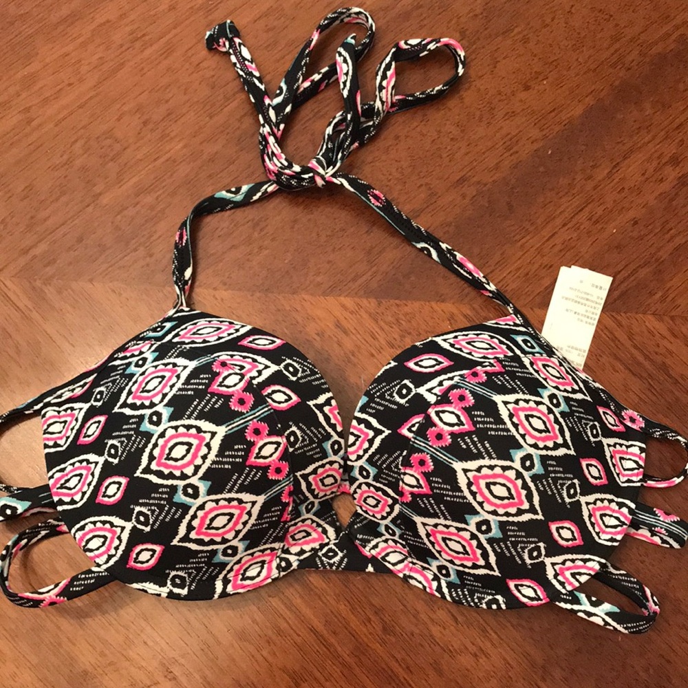 super flattering bikini top